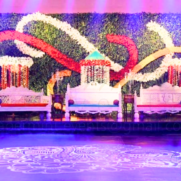 Attractive and pocket friendly wedding decoration