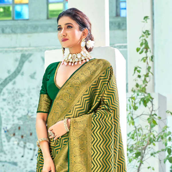 Bottle Green Kanjivaram Soft Silk Saree