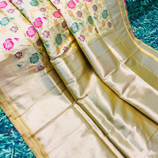 Kanchipuram Pure silk handloom saree with Silver and gold Zari