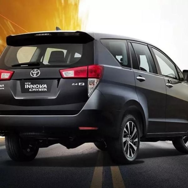 Toyota Innova Hycross - Image 3