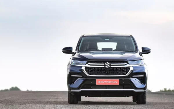 Maruti Invicto - Image 5