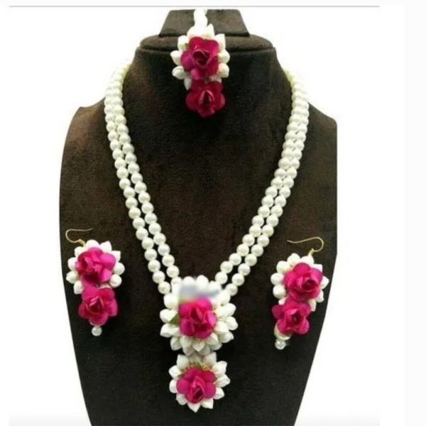 White and Pink Casual Wear Flower Jewellery