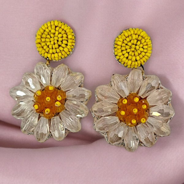 Sparkling Daisy Drop Handmade Beads Earrings